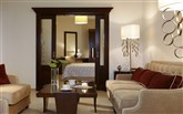  Pomegranate Wellness Spa Hotel