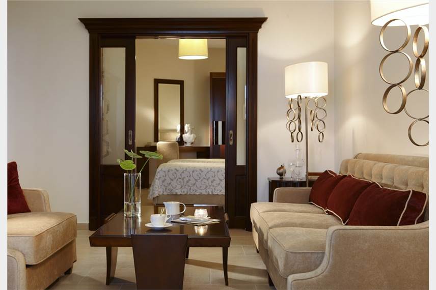  Pomegranate Wellness Spa Hotel