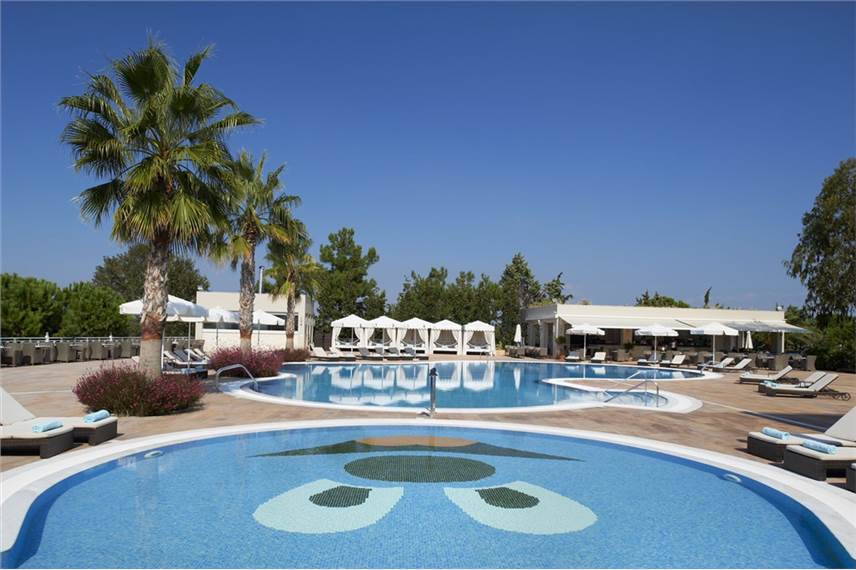  Pomegranate Wellness Spa Hotel
