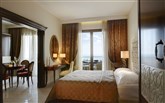  Pomegranate Wellness Spa Hotel
