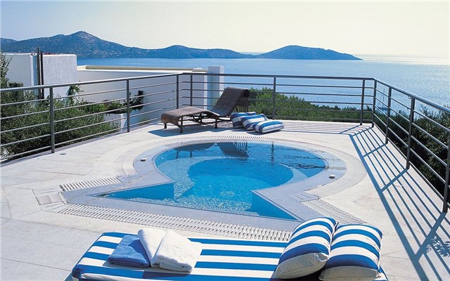 Elounda Gulf Villas and Suites 