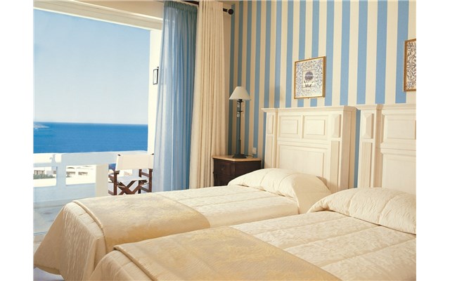 Elounda Gulf Villas and Suites 