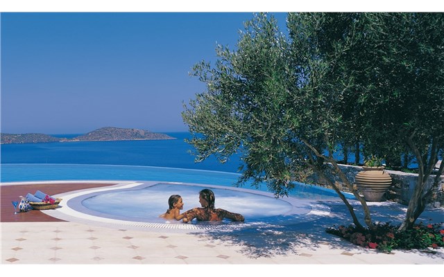 Elounda Gulf Villas and Suites 