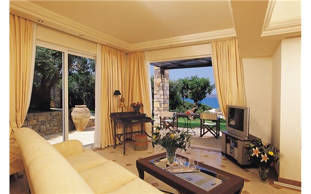 Elounda Gulf Villas and Suites 