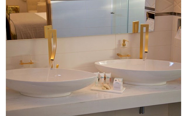 La Mer Hotel Spa Resort, Santorini, Greece - La Mer Deluxe Hotel Spa Resort and Conference center