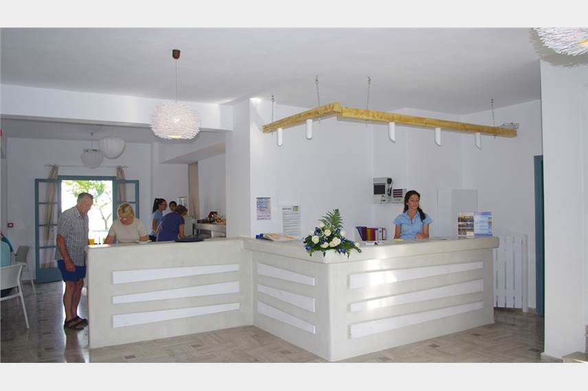  Alitana Boutique