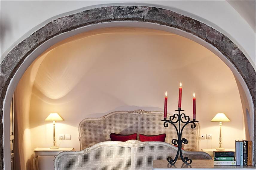  Andronis Luxury Suites