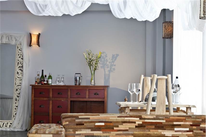  Andronis Luxury Suites