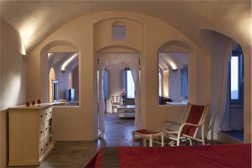  Andronis Luxury Suites