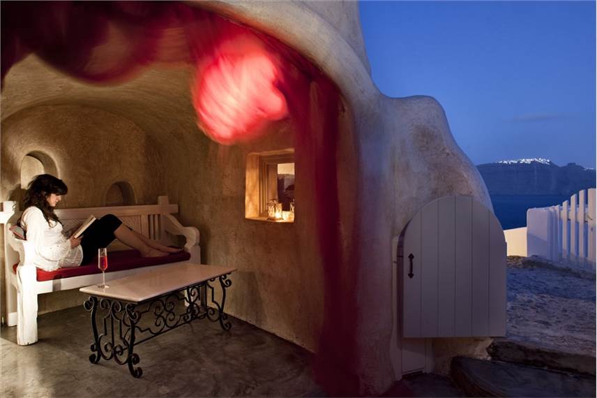  Andronis Luxury Suites