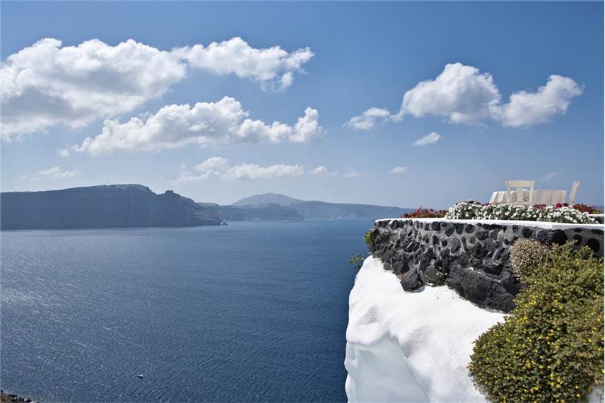  Andronis Luxury Suites