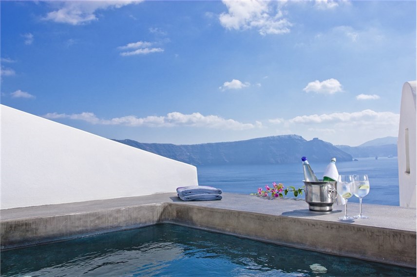 Andronis Luxury Suites