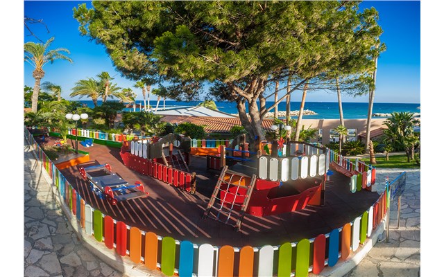 amathus hotel limassol Amathus Beach