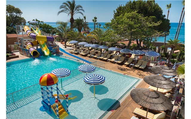 amathus beach limassol Amathus Beach