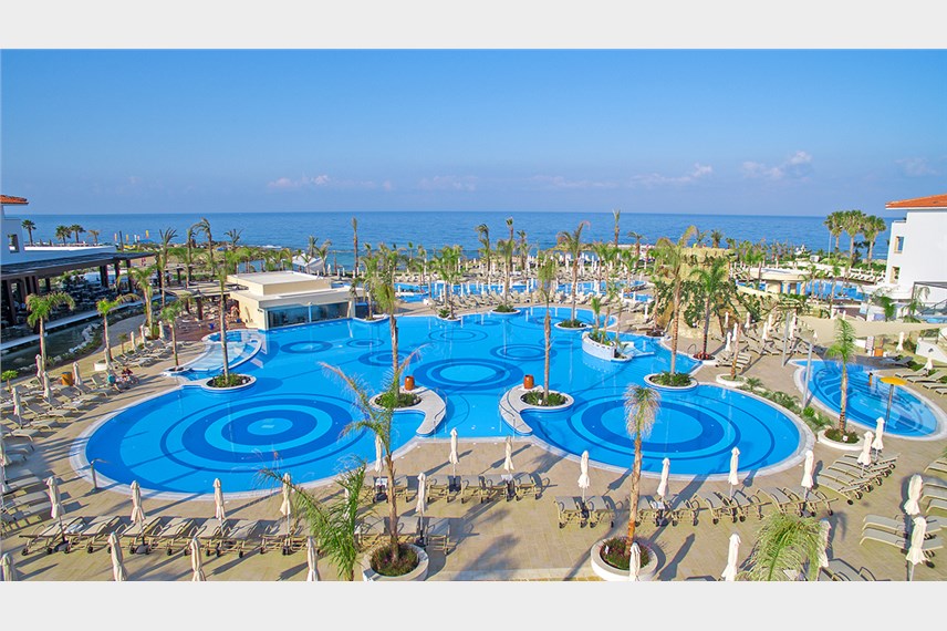  Olympic Lagoon Resort Paphos