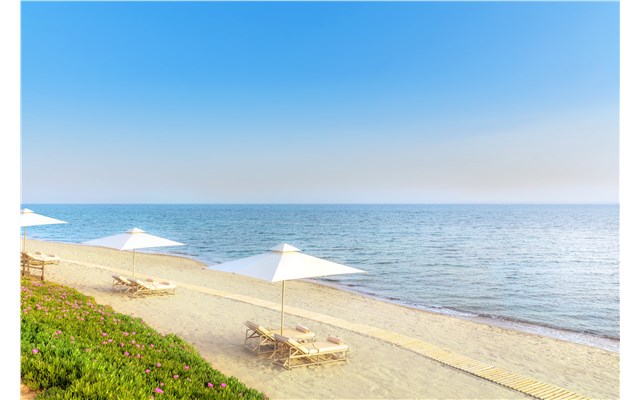 Beach Deluxe section Ikos Olivia
