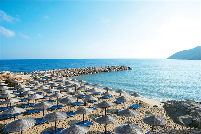 Marine palace & aqua park Grecotel - Idyllic sandy bay - Grecotel Marine Palace and Aqua Park