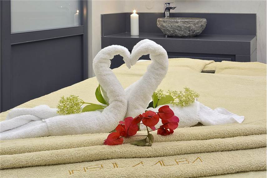  Insula Alba Resort and SPA