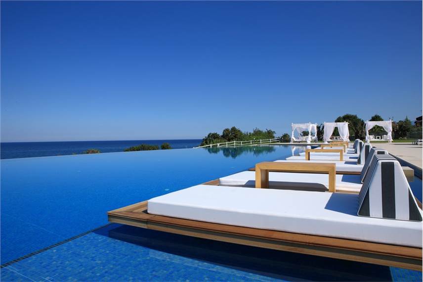  Cavo Olympo Luxury Resort and Spa