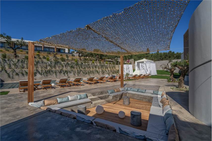  Zante Maris Suites
