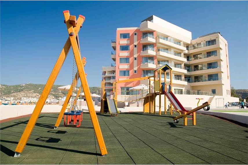  Konstantinos Palace