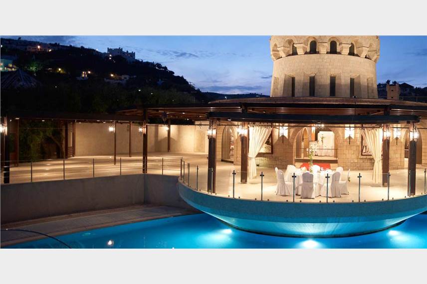  Esperos Palace