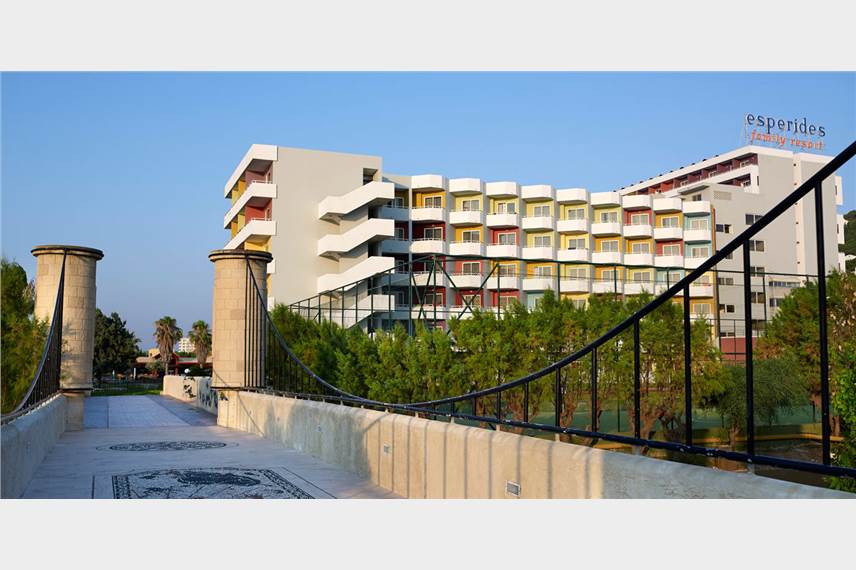  Esperos Palace