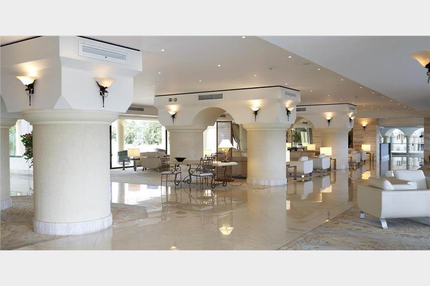  Esperos Palace