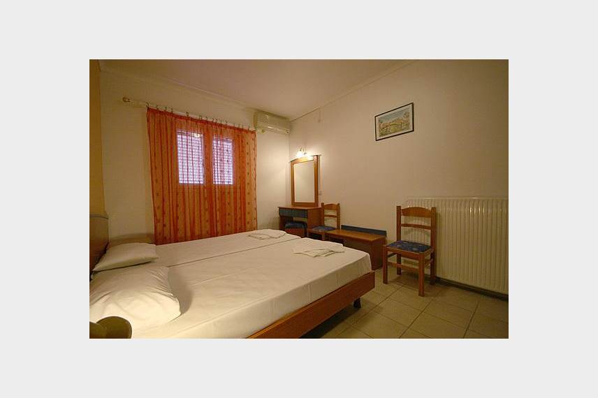  Metaxa Hotel