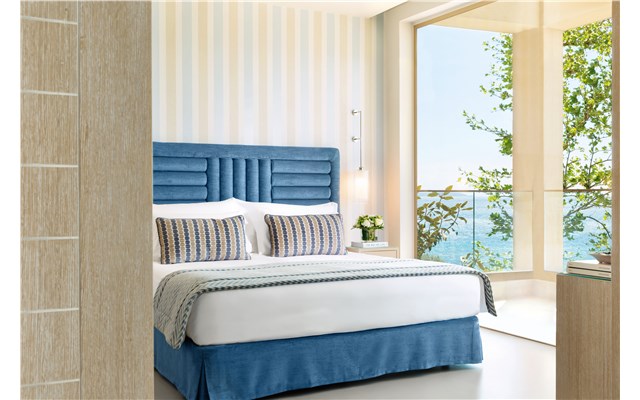 Deluxe One Bedroom Family Suite Ikos Oceania