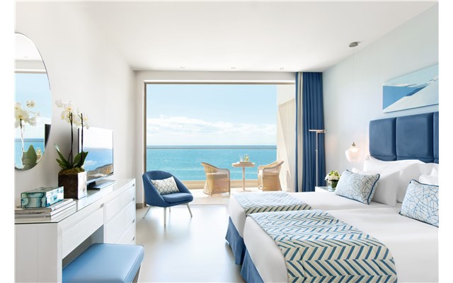 Family Room SV Ikos Oceania