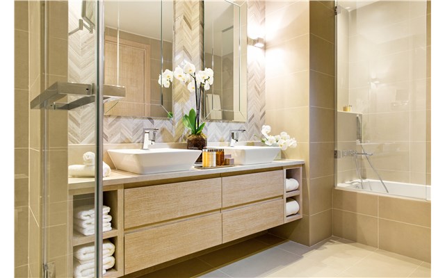 Suites bathroom Ikos Oceania