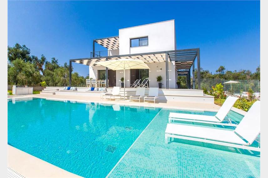 Al Myra Villas