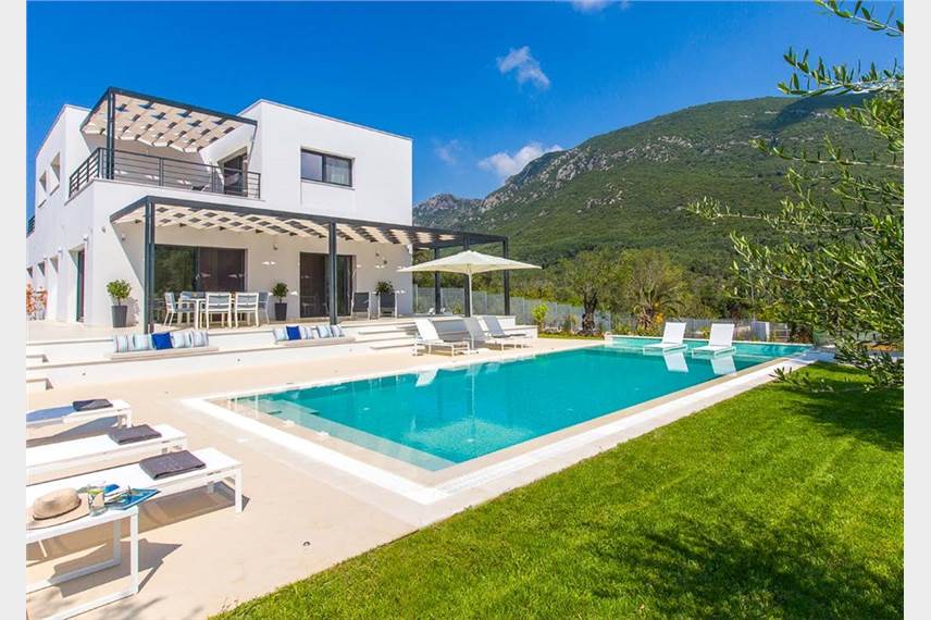  Al Myra Villas