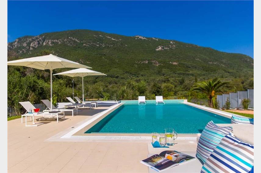  Al Myra Villas