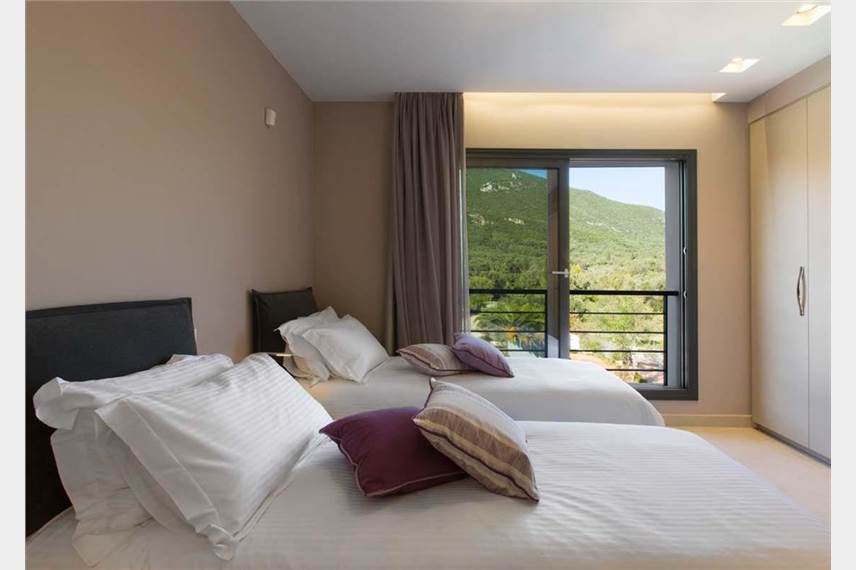  Al Myra Villas