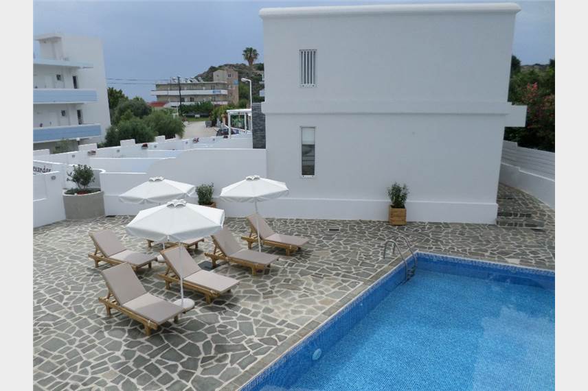 Alexander Studios and Suites