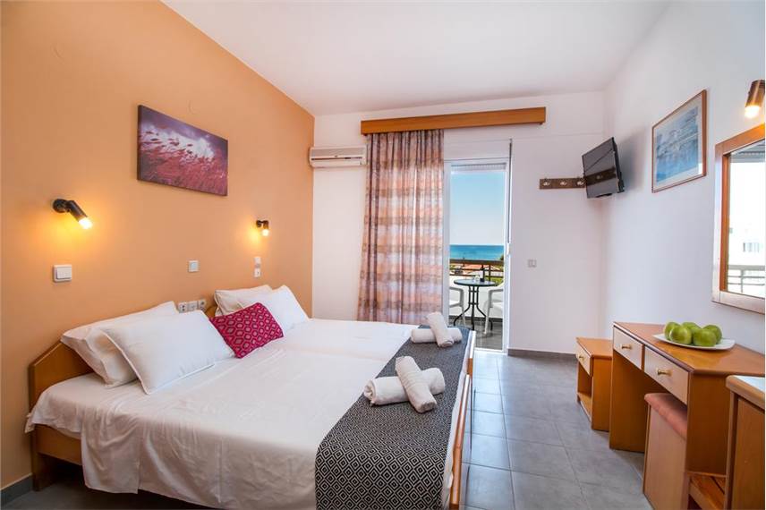 Studia Alexander Studios and Suites