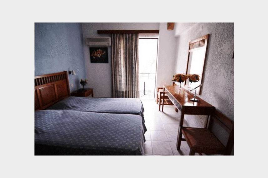  Sivila Hotel and Studios