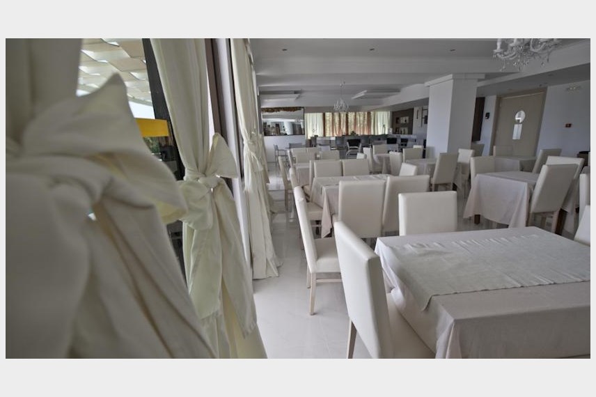  Sivila Hotel and Studios