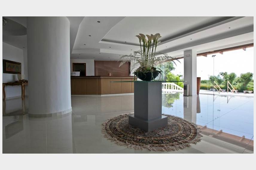  Sivila Hotel and Studios