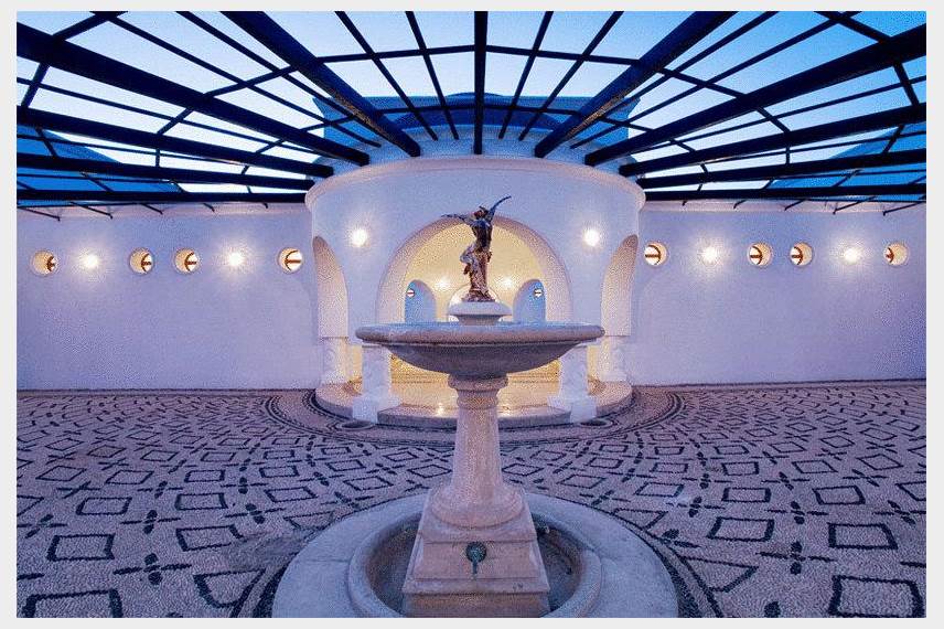  Sivila Hotel and Studios