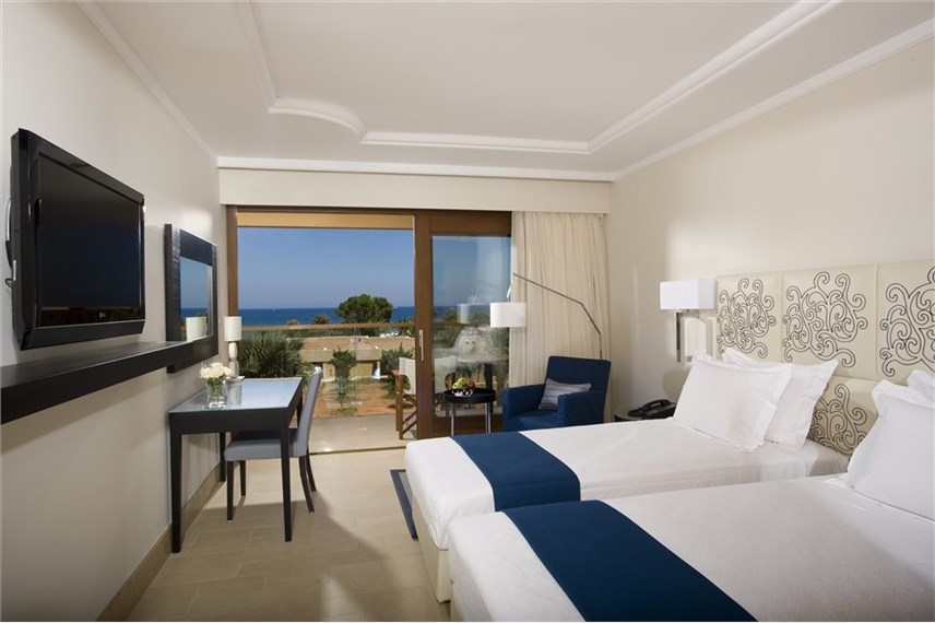 kernos beach hotel crete Kernos Beach