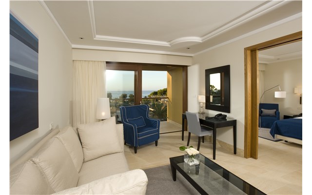 kernos beach hotel Kernos Beach