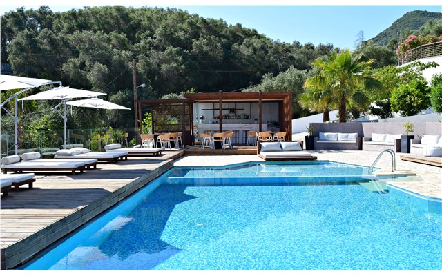 Ionian Eye, Korfu, Greece, bazén Ionian Eye