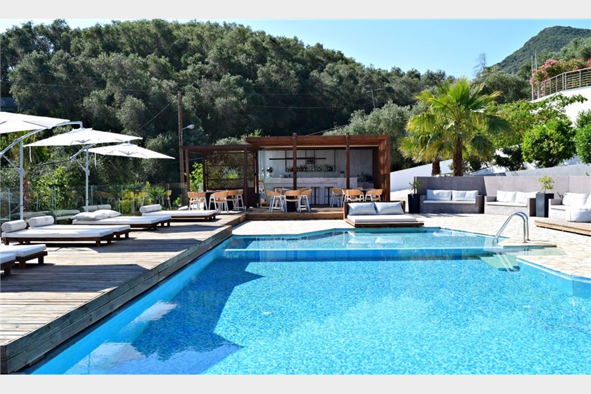 Ionian Eye, Korfu, Greece, bazén Ionian Eye