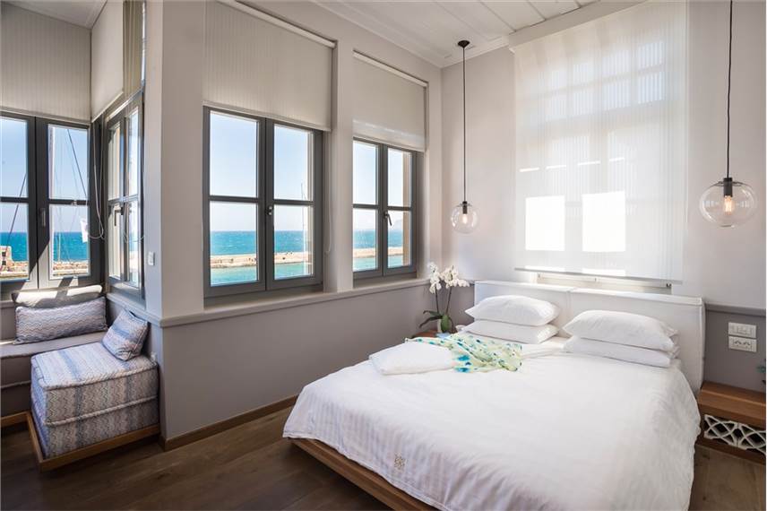  Ambassadors Residence Boutique