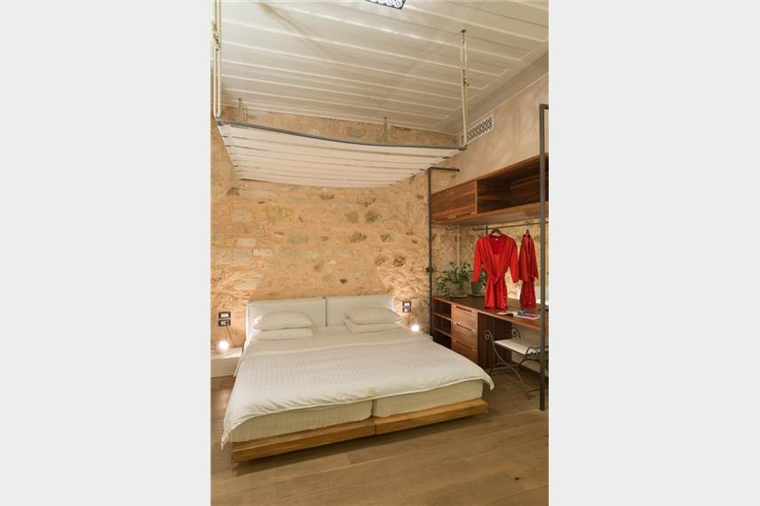 Ambassadors Residence Boutique