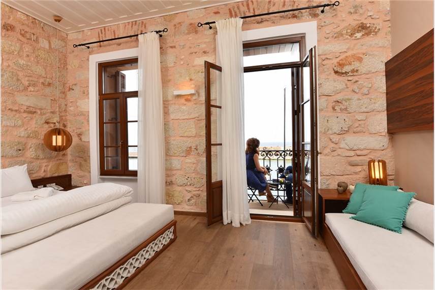  Ambassadors Residence Boutique