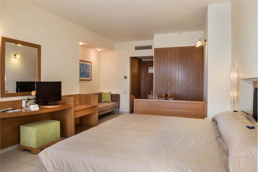  Cretan Dream Royal